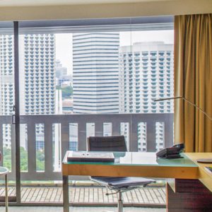 Luxury Singapore Holiday Packages PARKROYAL On Marina Bay Executive Deluxe Room Bedroom