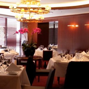 Luxury Singapore Holiday Packages PARKROYAL On Marina Bay Ruths Chris Steakhouse