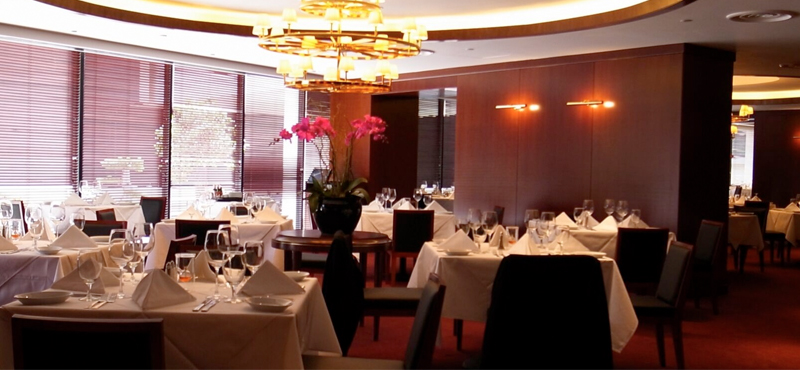 Luxury Singapore Holiday Packages PARKROYAL On Marina Bay Ruths Chris Steakhouse