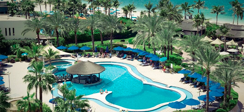 Luxury Dubai Holidays JA Lake View Hotel Poolside Bar Restaurant