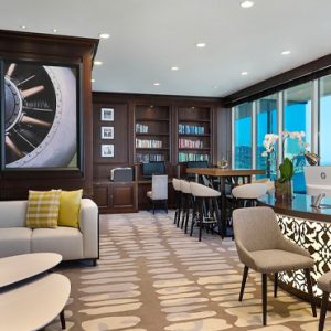 Luxury Dubai Holidays Le Meridien Mina Seyahi Club Lounge