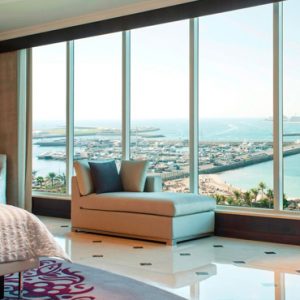 Luxury Dubai Holidays Le Meridien Mina Seyahi Deluxe Suite Sea View 1