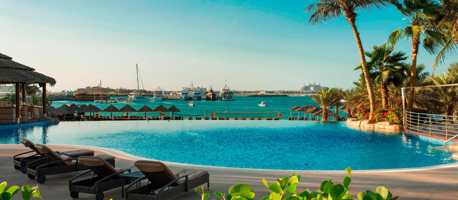 Luxury Dubai Holidays Le Meridien Mina Seyahi Header