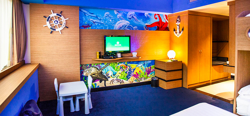 Luxury Singapore Holidays Furama RiverFront Theme Room 5