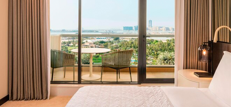 Family Suite Larger Guest Room (5) Le Royal Meridien Beach Resort & Spa Dubai Holidays