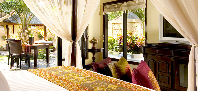 Luxury Bali Holidays FuramaXclusive Resort & Villas Deluxe Pool Villa 2