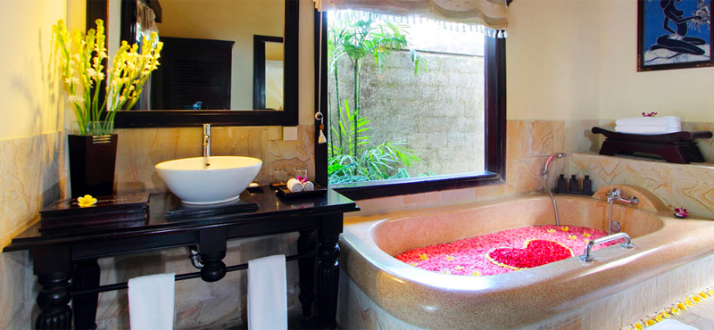 Luxury Bali Holidays FuramaXclusive Resort & Villas Deluxe Pool Villa 7