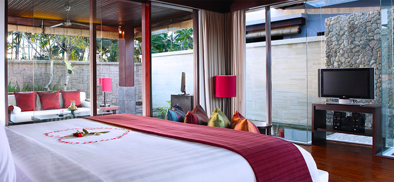 Luxury Bali Holidays FuramaXclusive Resort & Villas Lagoon Pool Access Villa 1