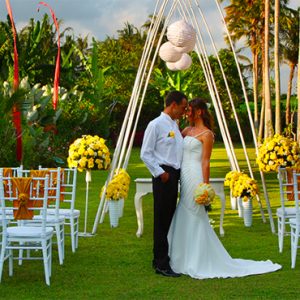 Luxury Bali Holidays FuramaXclusive Resort & Villas Wedding 1