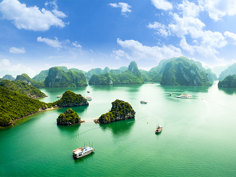 Luxury China Holiday Excursion Halong Bay