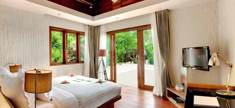 Luxury Maldives Holidays Hideaway Beach Resort Sunset Beach Villa With Pool 1.1
