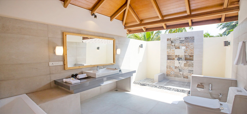 Luxury Maldives Holidays Reethi Faru Resort Deluxe Beach Villa3