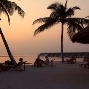Luxury Maldives Holidays Reethi Faru Resort Sunset Bar1