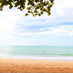 Luxury Thailand Holidays The Sarojin Wedding Couple On Beach