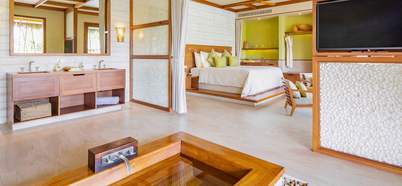 Luxury Vietnam Holidays Fusion Resort Phu Quoc One Bedroom Ocean Pool Villa 1
