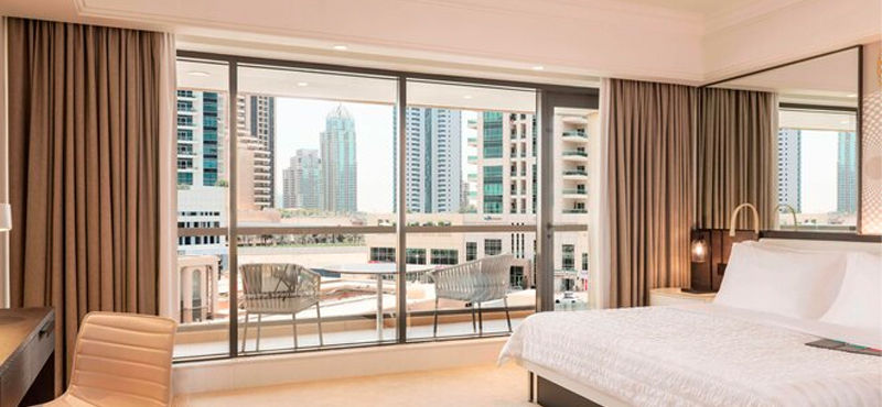 Super Deluxe Suite Club Lounge Access, 1 King (1) Le Royal Meridien Beach Resort & Spa Dubai Holidays