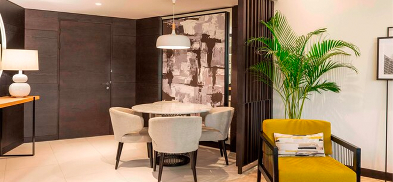 Super Deluxe Suite Club Lounge Access, 1 King (2) Le Royal Meridien Beach Resort & Spa Dubai Holidays