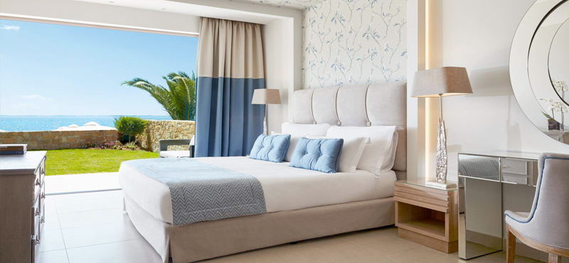Deluxe Two Bedroom Bungalow Suite Beachfront3 Ikos Olivia Resort Greece Holidays
