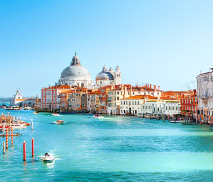 a picture of Venice